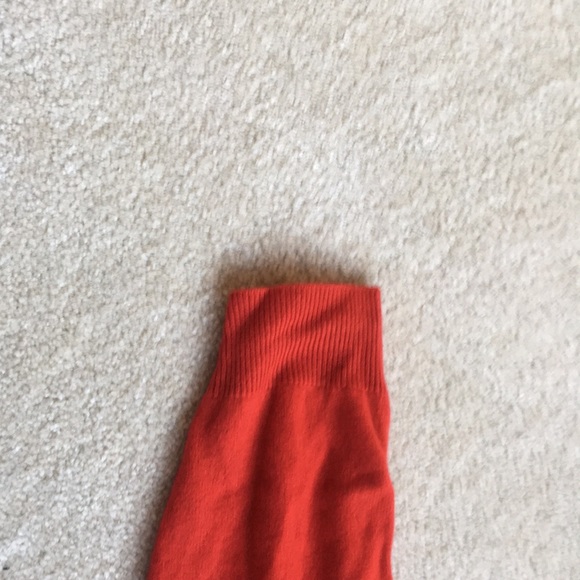 Red Club Room cashmere sweater, size large - Picture 2 of 6